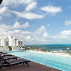 Elegant Well Located In The Zone Of , Cancún México